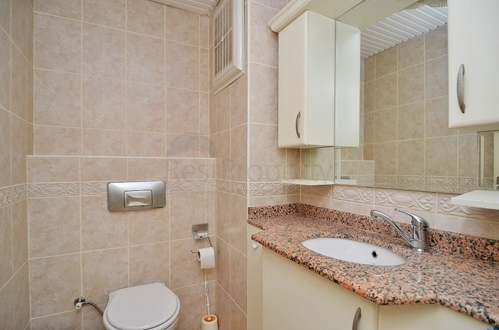 شقة غرفتين وصالة مفروشة - في مركز الانيا 