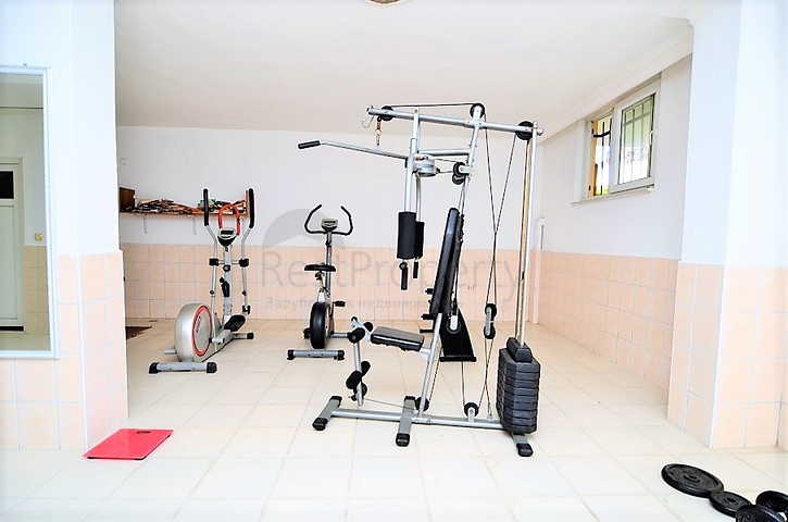 شقة غرفتين وصالة مفروشة - في مركز الانيا 