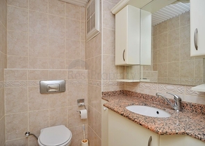 شقة غرفتين وصالة مفروشة - في مركز الانيا 