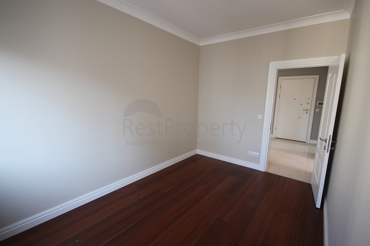 شقة فاخرة ضمن منطقة كاديكوي بالقسم الاسيوي من اسطنبول 