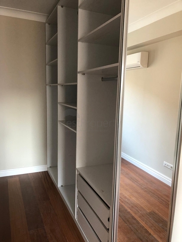 شقة فاخرة ضمن منطقة كاديكوي بالقسم الاسيوي من اسطنبول 