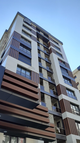 شقة فاخرة ضمن منطقة كاديكوي بالقسم الاسيوي من اسطنبول 