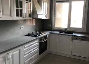 شقة فاخرة ضمن منطقة كاديكوي بالقسم الاسيوي من اسطنبول 