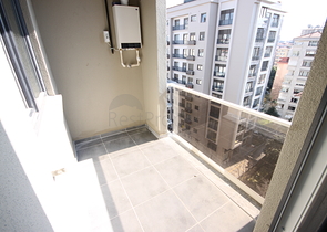 شقة فاخرة ضمن منطقة كاديكوي بالقسم الاسيوي من اسطنبول 