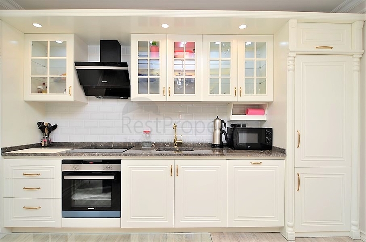 شقق فاخرة للإيجار ، مع تخطيط 2 + 1 في وسط ألانيا