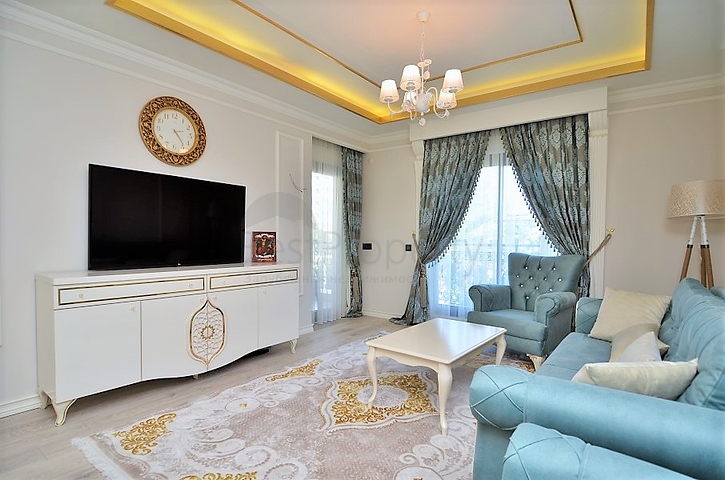 شقق فاخرة للإيجار ، مع تخطيط 2 + 1 في وسط ألانيا