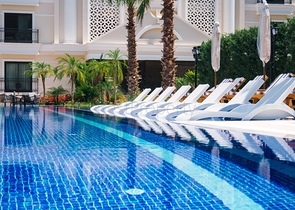 شقق فاخرة للإيجار ، مع تخطيط 2 + 1 في وسط ألانيا