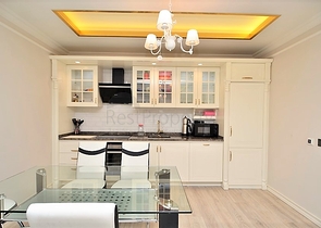 شقق فاخرة للإيجار ، مع تخطيط 2 + 1 في وسط ألانيا