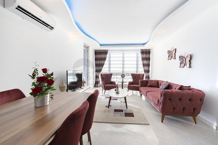 تصميم عصري حديث - شقة غرفتين وصالة ضمن مجمع فاخر في اوبا / الانيا 