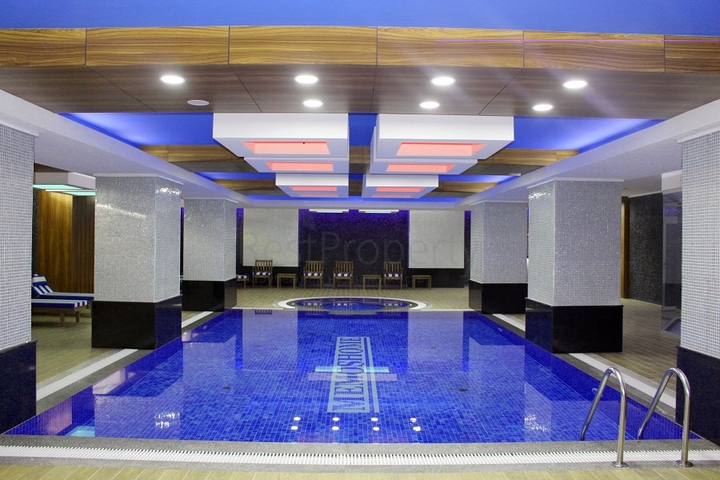 تصميم عصري حديث - شقة غرفتين وصالة ضمن مجمع فاخر في اوبا / الانيا 