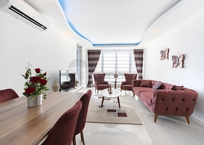 تصميم عصري حديث - شقة غرفتين وصالة ضمن مجمع فاخر في اوبا / الانيا 