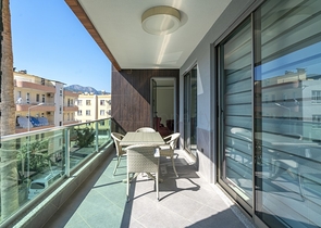 تصميم عصري حديث - شقة غرفتين وصالة ضمن مجمع فاخر في اوبا / الانيا 