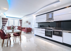 تصميم عصري حديث - شقة غرفتين وصالة ضمن مجمع فاخر في اوبا / الانيا 