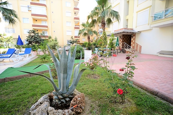 موقع مميز - شقة عائلية قريبة من البحر - في مهموتلار / الانيا 