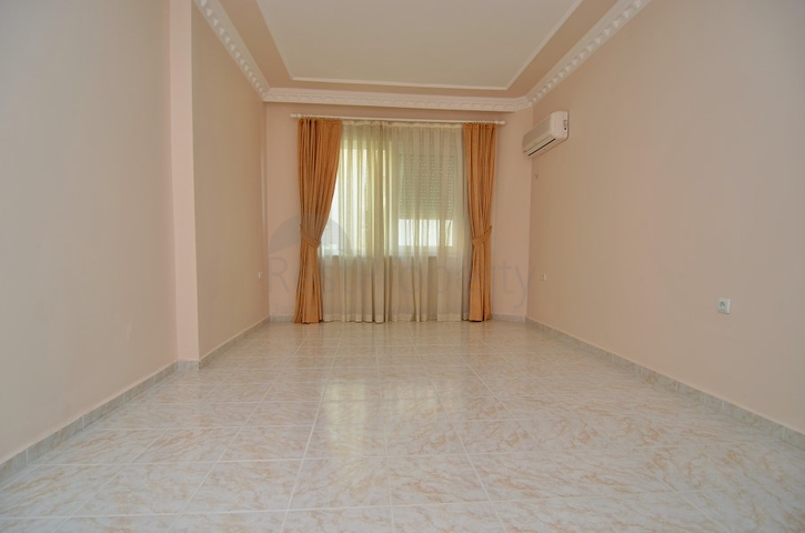 موقع مميز - شقة عائلية قريبة من البحر - في مهموتلار / الانيا 