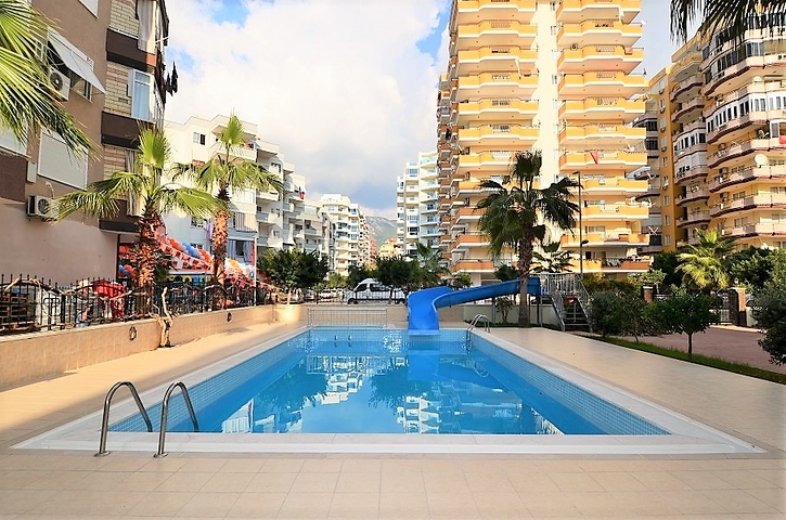 موقع مميز - شقة عائلية قريبة من البحر - في مهموتلار / الانيا 