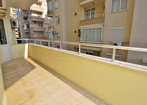 موقع مميز - شقة عائلية قريبة من البحر - في مهموتلار / الانيا 