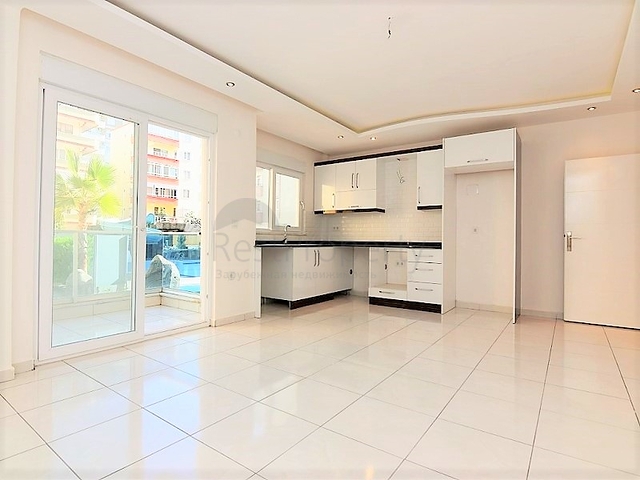 قريبة من الشاطئ - شقة بتصميم غرفة نوم وصالة في مهموتلار - الانيا 