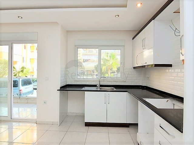 قريبة من الشاطئ - شقة بتصميم غرفة نوم وصالة في مهموتلار - الانيا 