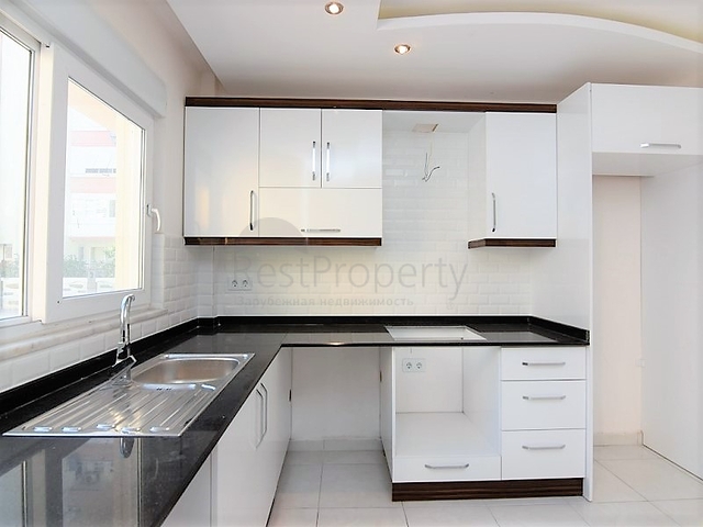 قريبة من الشاطئ - شقة بتصميم غرفة نوم وصالة في مهموتلار - الانيا 