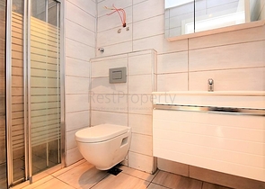 قريبة من الشاطئ - شقة بتصميم غرفة نوم وصالة في مهموتلار - الانيا 