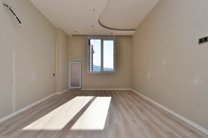 شقق عائلية واسعة - مجمع سكني جديد - في مهموتلار / الانيا 