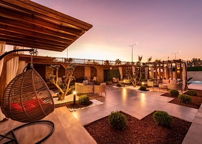 اول خط على البحر - مجمع سكني جديد في كاستل / الانيا 