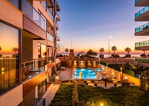 اول خط على البحر - مجمع سكني جديد في كاستل / الانيا 