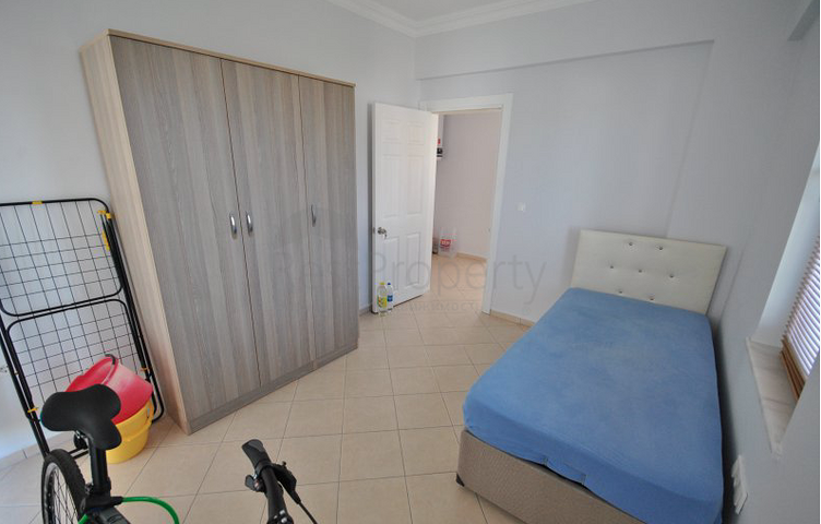 شقة 2 + 1 مع الأثاث في Camyuva Kemer 450 م إلى البحر