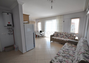 شقة 2 + 1 مع الأثاث في Camyuva Kemer 450 م إلى البحر