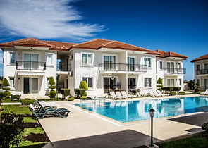 شقة 2 + 1 مع الأثاث في Camyuva Kemer 450 م إلى البحر