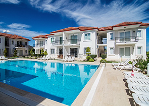 شقة 2 + 1 مع الأثاث في Camyuva Kemer 450 م إلى البحر