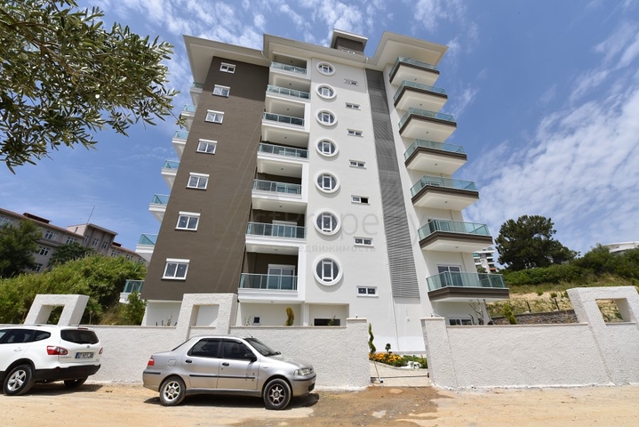 مجمع سكني حديث يضم شقق غرفة وصالة باسعار مناسبة في افسلار / الانيا 