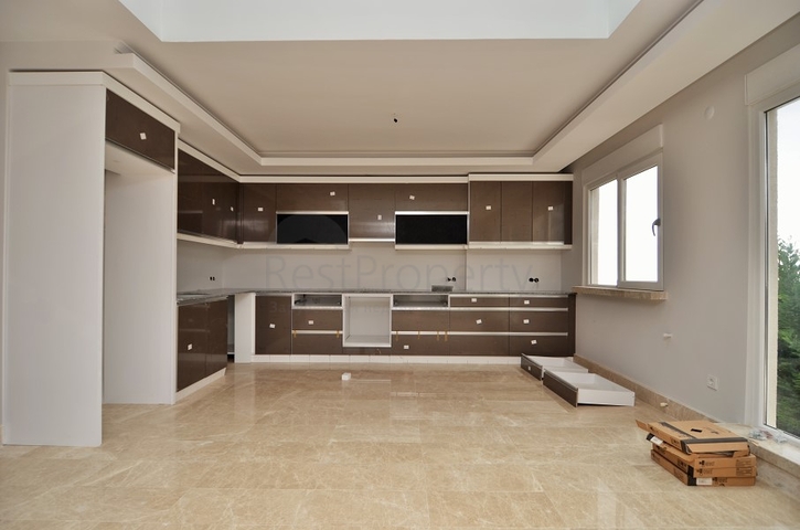 فيلا فاخرة قريبة من البحر في كارجي جاك / الانيا 