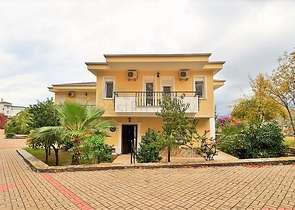 فيلا في الانيا / كاركي جاك