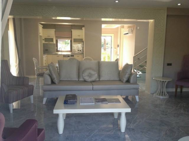 فيلا فاخرة للبيع في كيمير 