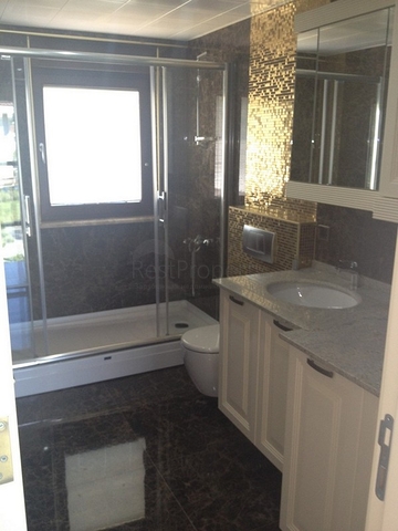 فيلا فاخرة للبيع في كيمير 