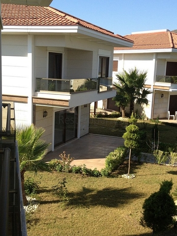 فيلا فاخرة للبيع في كيمير 