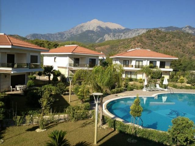 فيلا فاخرة للبيع في كيمير 