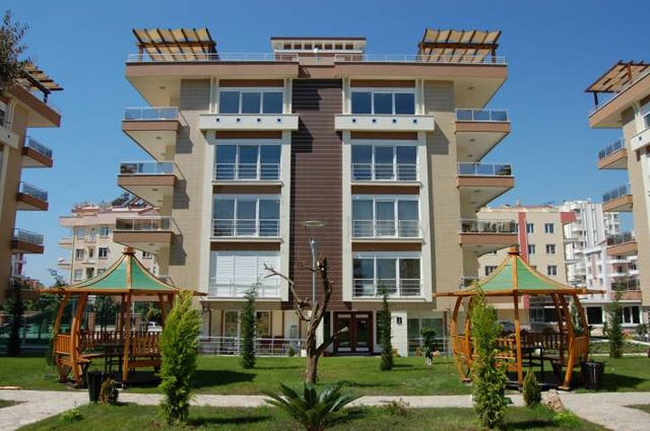 شقق للبيع في كونيالتي / انطاليا 