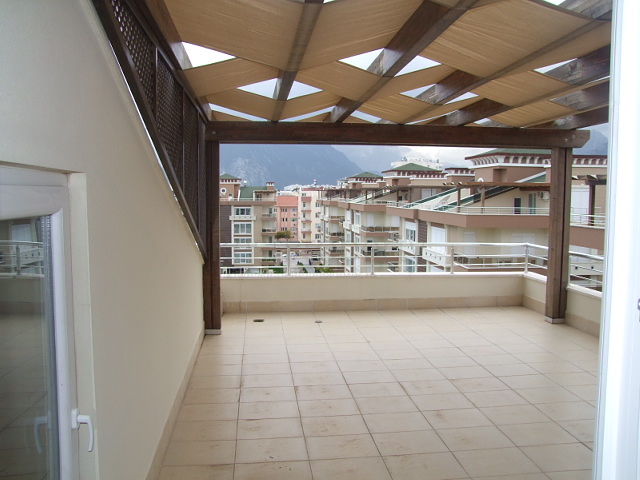 شقق للبيع في كونيالتي / انطاليا 