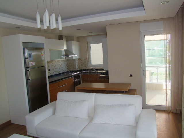 شقق فاخرة ضمن مجمع عصري للبيع في كونيالتي / انطاليا 