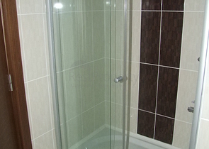 شقق فاخرة ضمن مجمع عصري للبيع في كونيالتي / انطاليا 