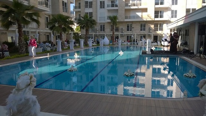 شقق للبيع ضمن مجمع استثماري فاخر في انطاليا 