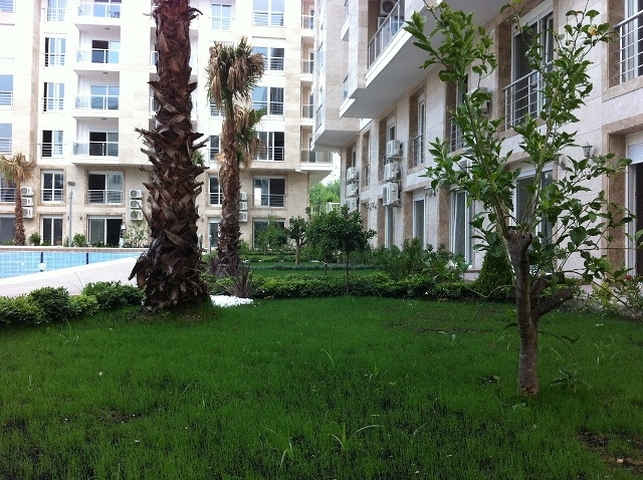 شقق للبيع ضمن مجمع استثماري فاخر في انطاليا 