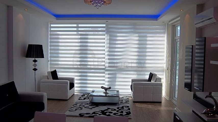 شقق بمساحات مختلفة على ضفاف النهر في كيستيل / ألانيا 