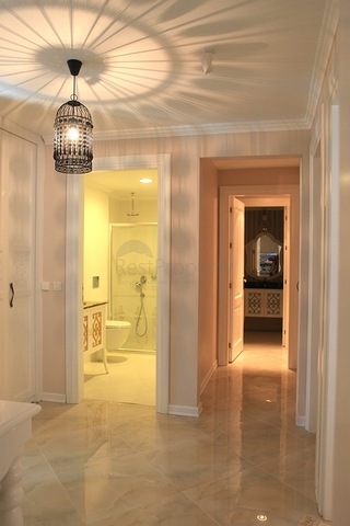 شقق بمساحات مختلفة في أوبا على البحر مباشرة ً