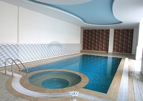 شقق بمساحات مختلفة في أوبا على البحر مباشرة ً