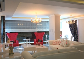 شقق بمساحات مختلفة في أوبا على البحر مباشرة ً