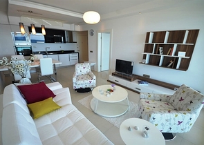 على البحر مباشرة - شقق وبنتهاوس ضمن مجمع فاخر - في كاستل / الانيا 